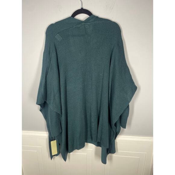 NWT, RD Style, Size Small (4-6), Green Knit Poncho Sweater, Lightweight Pullover - Picture 5 of 6